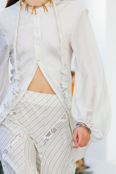 Look 92